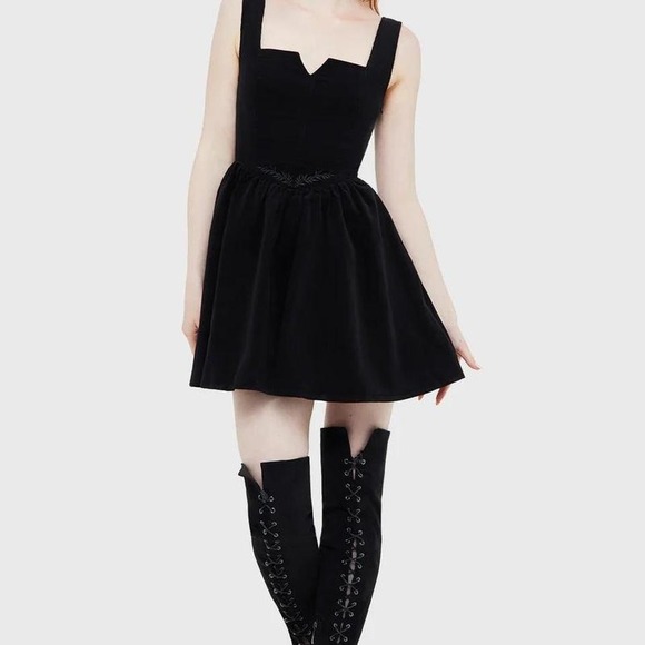 Killstar Dresses & Skirts - Killstar Elderroot mini dress in black size medium NWT dark academia goth